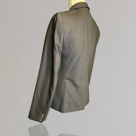 Club Monaco ‘Kingston Tex Blazer’ in “Dark Grey Mix” Pinstripe Size 6 - Picture 8 of 15